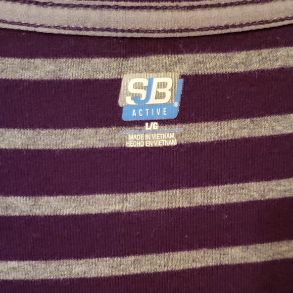 SB Active Shirt and Cargo Capri - Picture 5 of 6